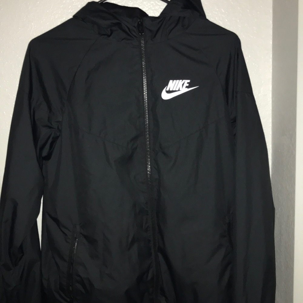 Nike Sportswear Windrunner/zip-up Size Kids XL